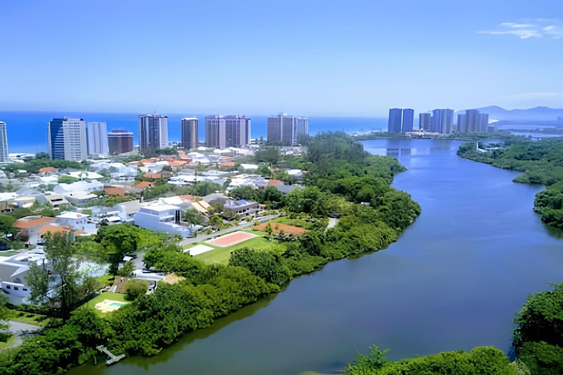 Linda Vista C/ Varanda E Banheira A 8 Min Da Praia *